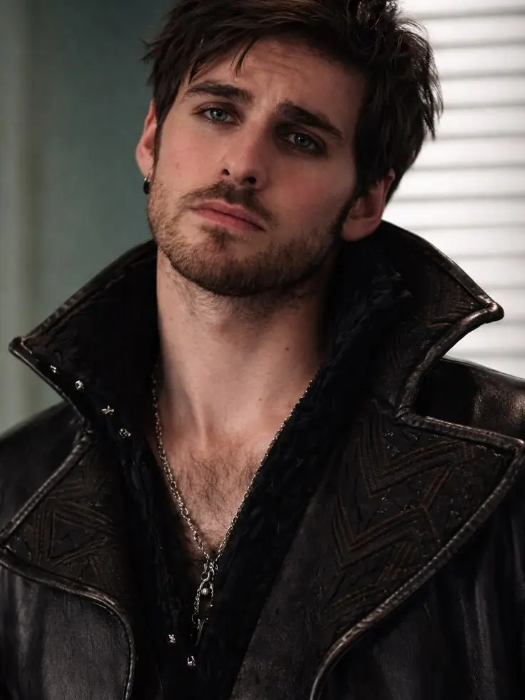 WeakState1369의 A pirate and a thief. (Killian jones)