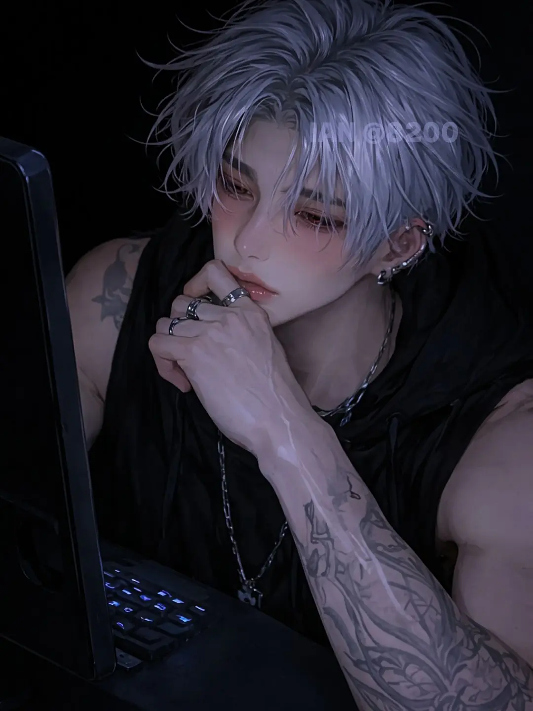 8200의 🅄 강수호