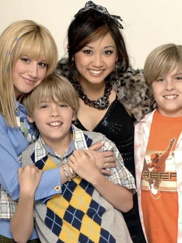 OverlyActor4159의 Suite Life