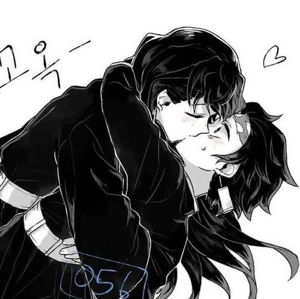 무이치로가 탄지로에게 키스를 한다.