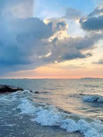 Yoonike_LOVE의 《 세계는 사랑에 빠져있어 》