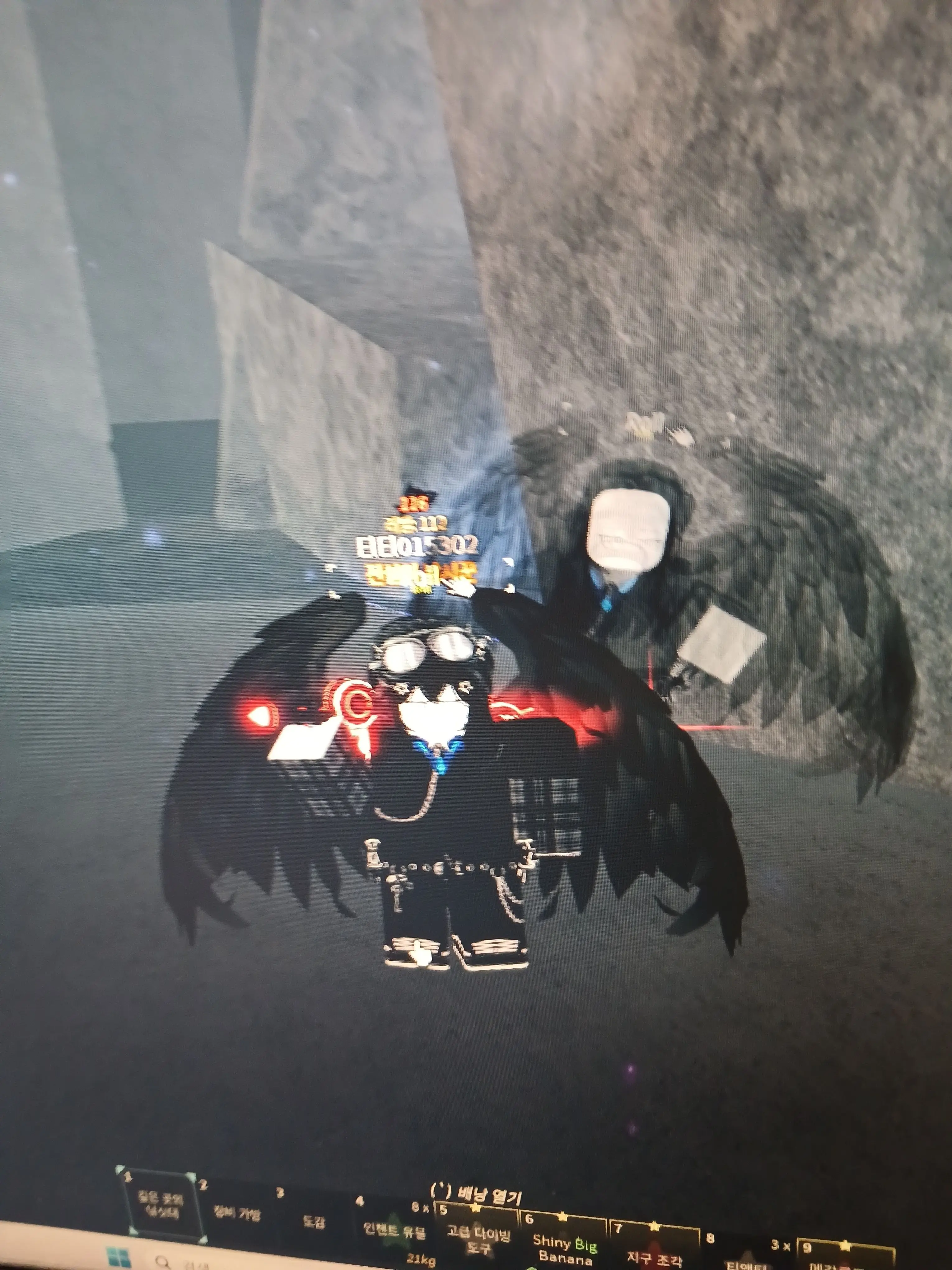 GodofdslTy_._10의 자고 일어났더니 옷이..?