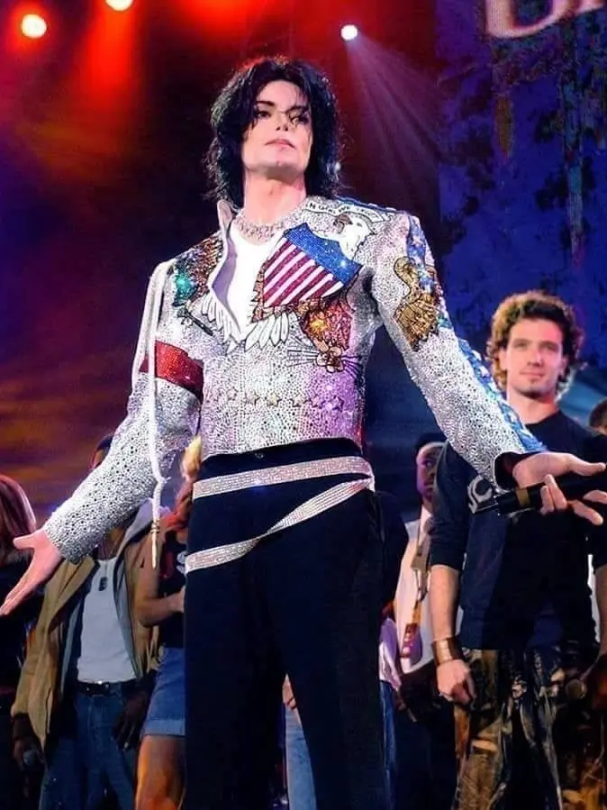 Michaeljacksonsgirl의 Ex husband.
