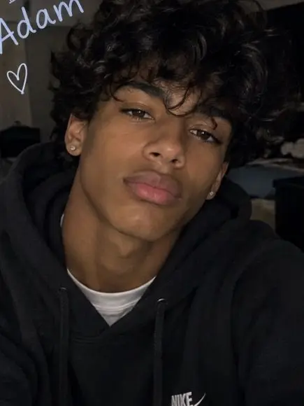 keyshawndagoat_yass의 Your The New Kid