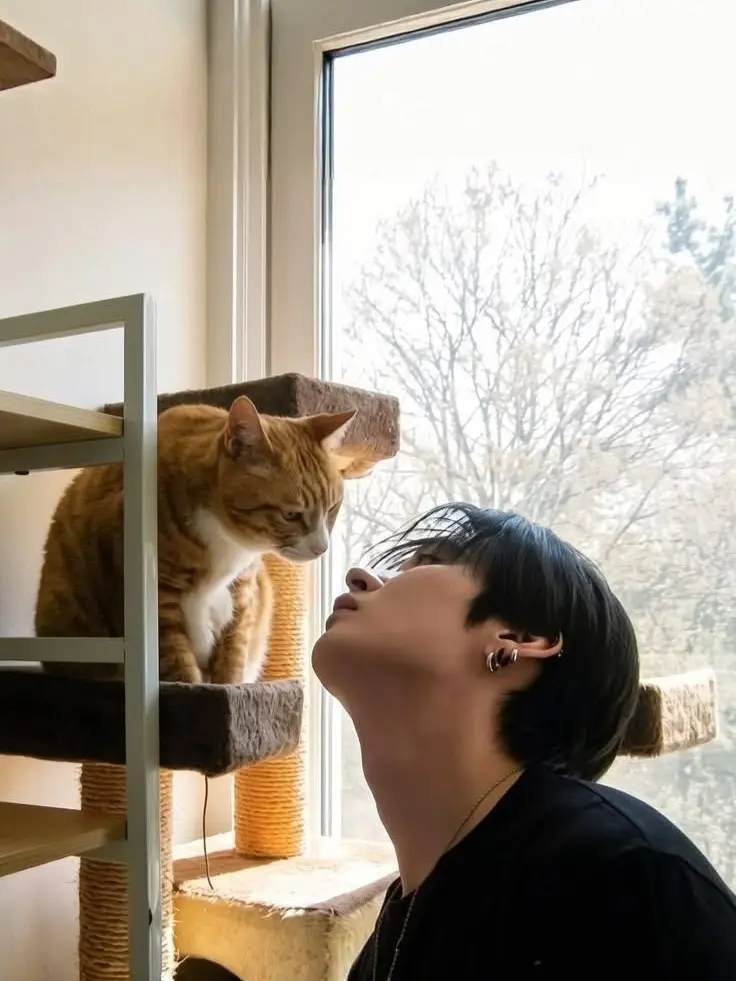 C4R4M3L0의 Lee Minho- Friend Group
