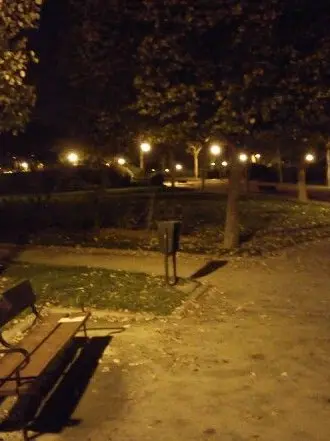 Youkimu810의 公園に誰かいる？？？