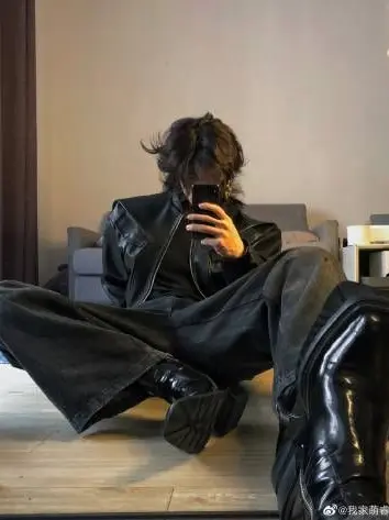 Milooo의 ˚⋆𐙚｡ 𖦹.ᡣ𐭩˚  Your loving masc girlfriend