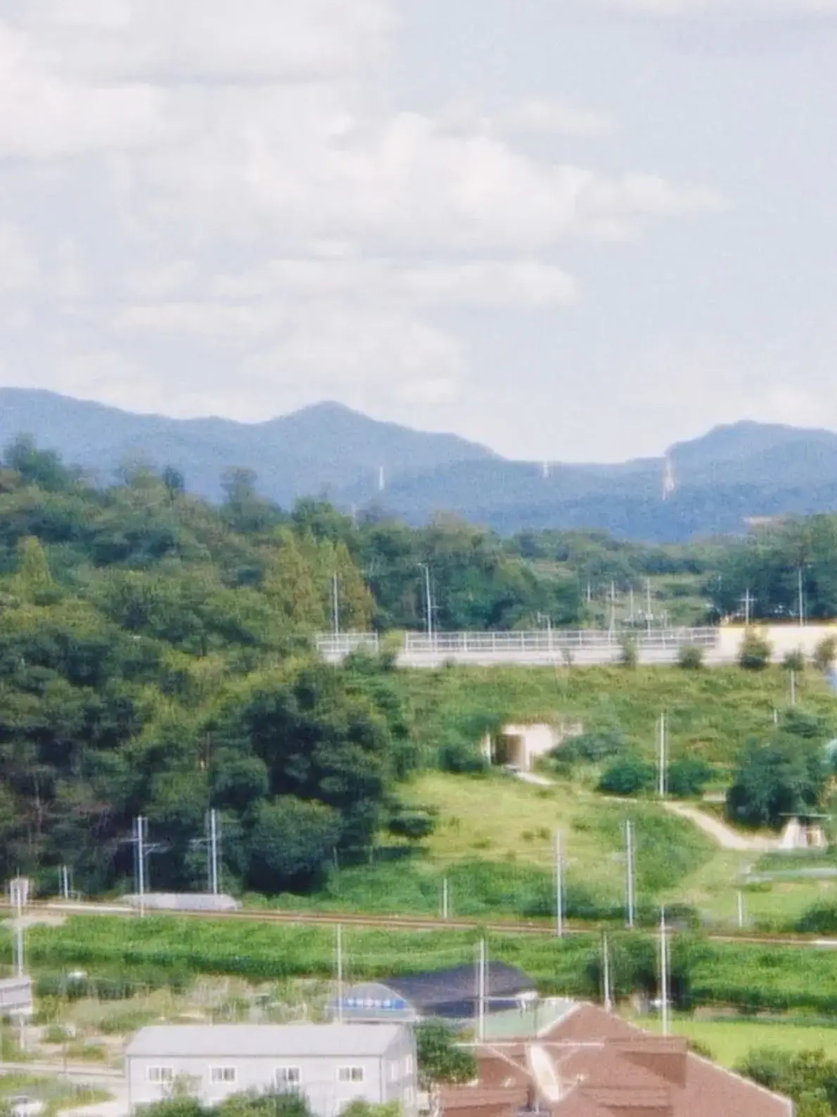 GildedTrout2820의 뜰팁 시골 학교