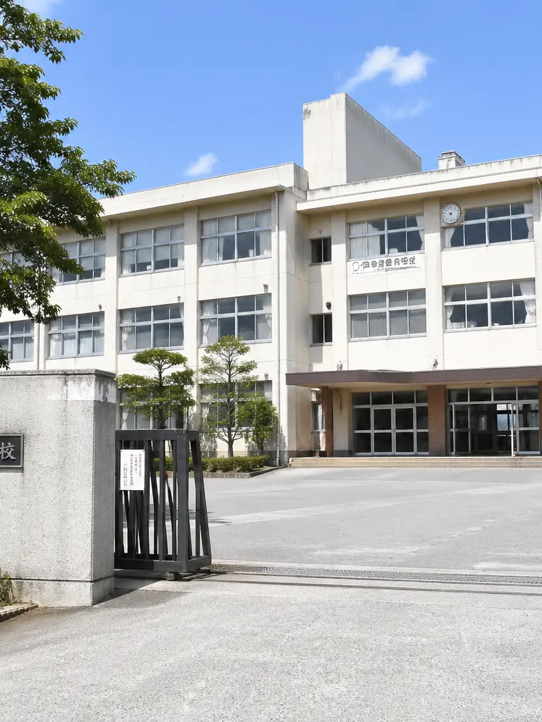 FrostyMoth7901의 イカゲーム学校