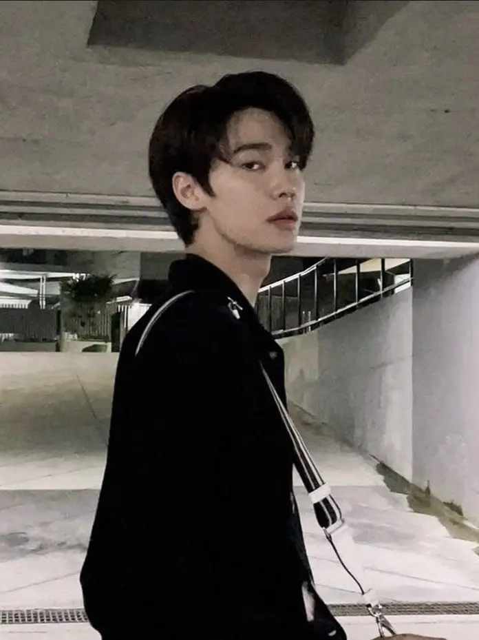 ChewySalt8866의 Ren