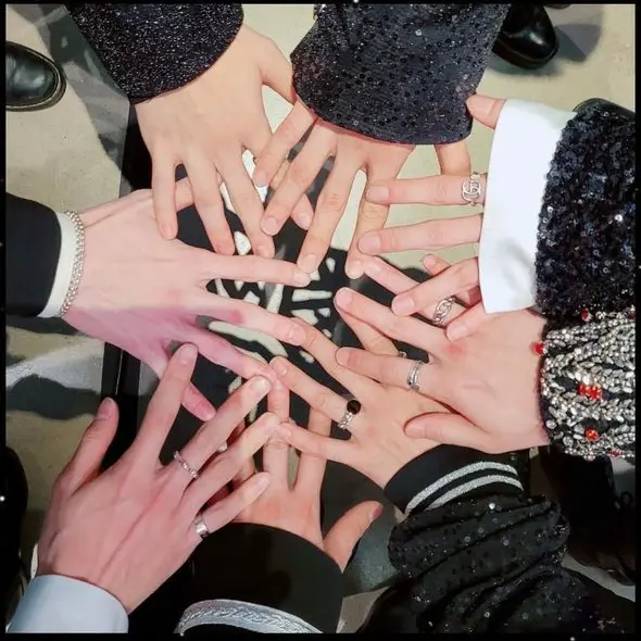 EvenSnack5914의 SKZに可愛がられてます…