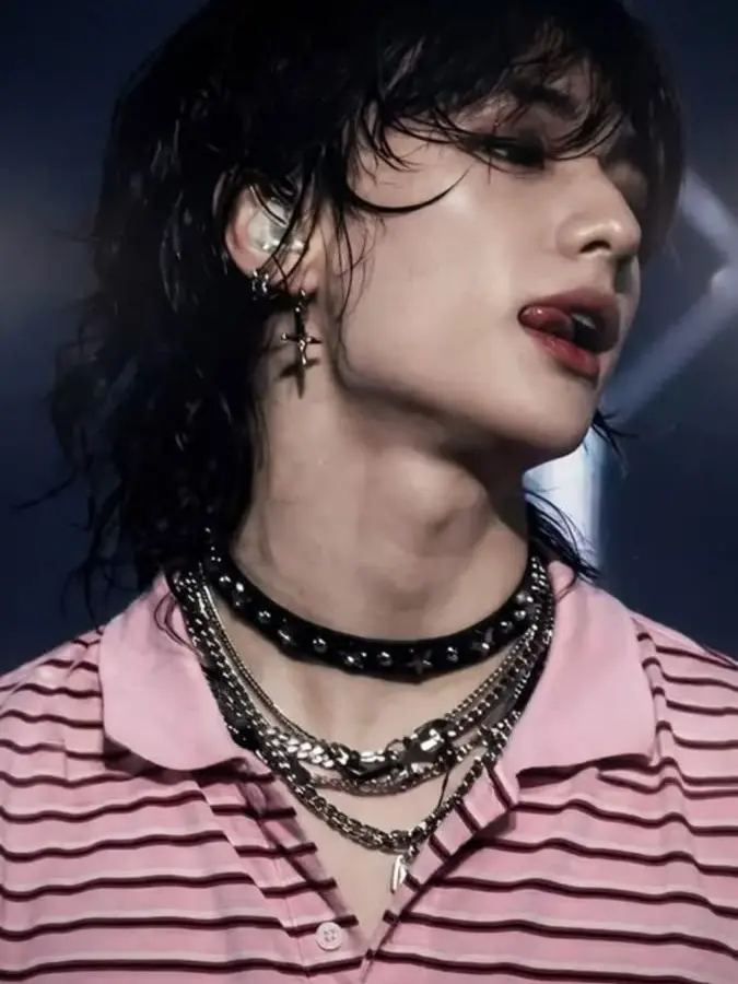 Funkyfroggy1636의 CEO Hwang Hyunjin