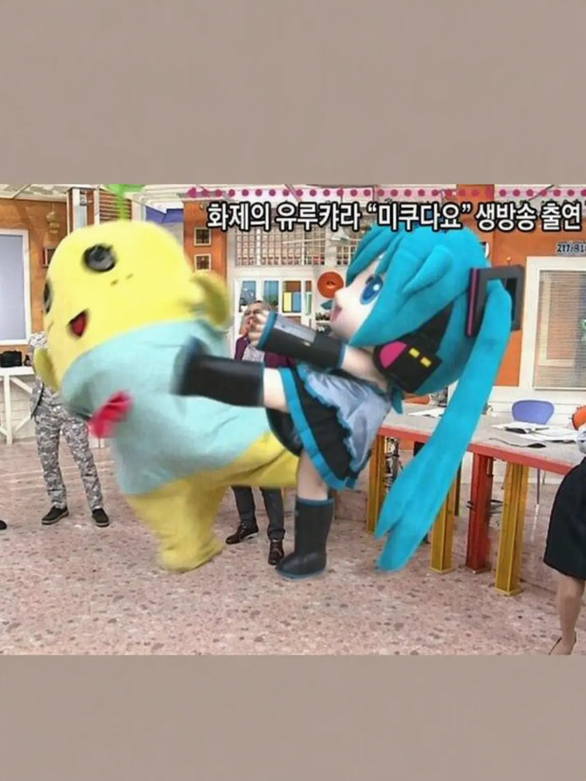 MoistHorse7631의 나는 보컬로이드로소이다