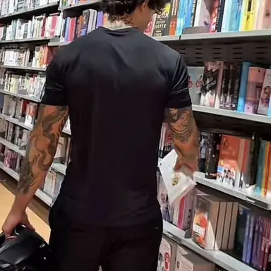 Profile image of Andrew Sterling