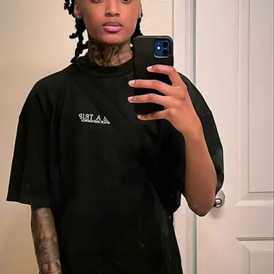 Profile image of Riley