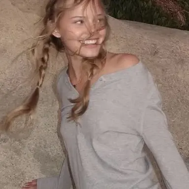 Profile image of Esme