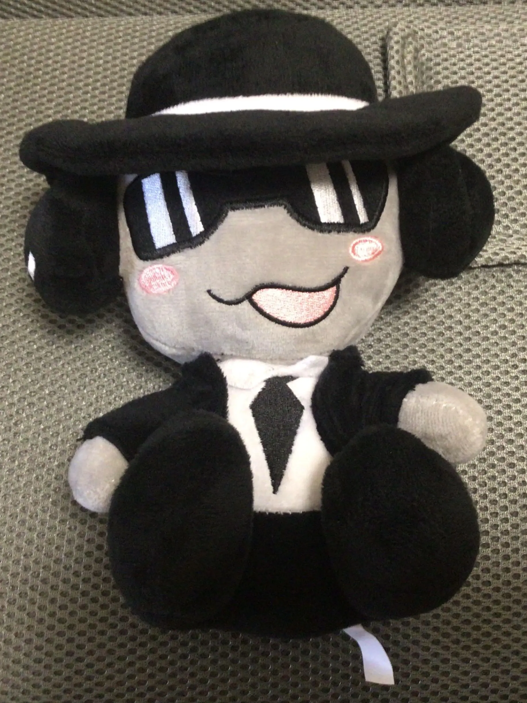 BoredBench4040의 感覚共有人形が繋がってるのは…