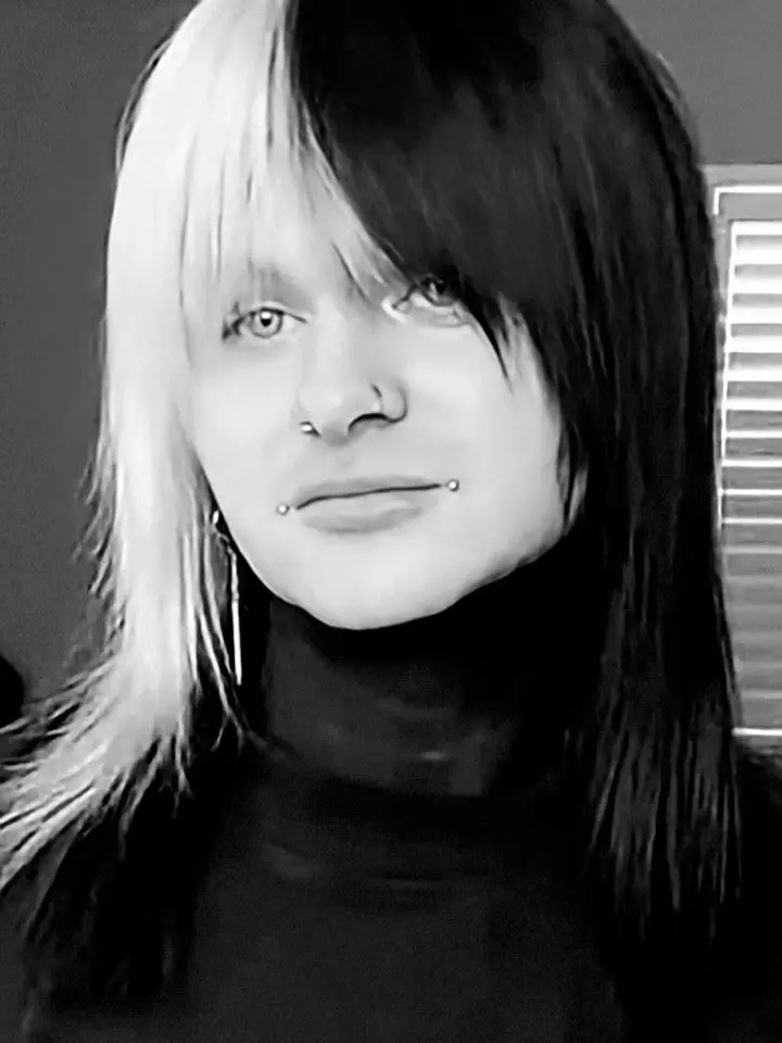 GhostyLove7722의 The Haunting Of Us