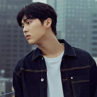 Profile image of Ahn Suho