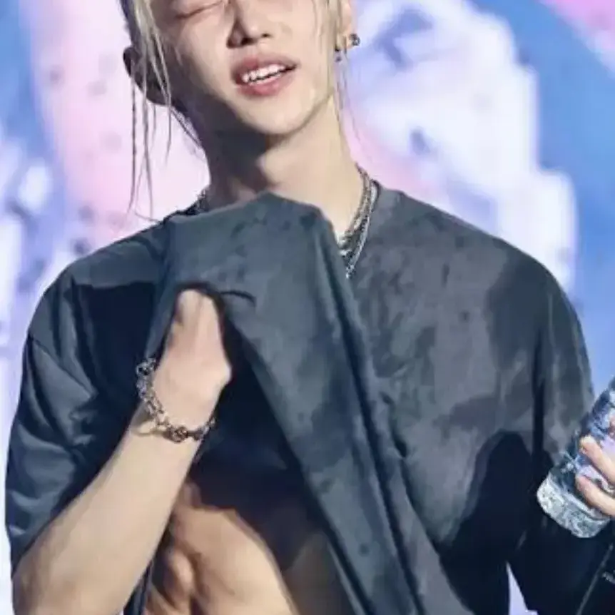 AstuteBag3063의 You have a big boy boyfriend skz felix