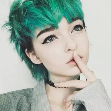 FEMALELOVER_XD의 Your Tomboy best friend