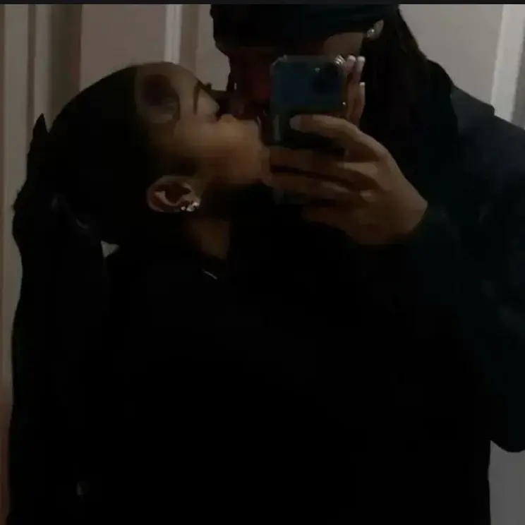 Zayloin1007의 His Secret Priority