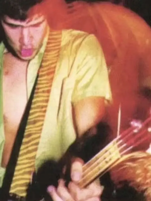 Wezrlif의 Krist novoselic