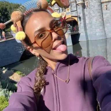 Profile image of Deja