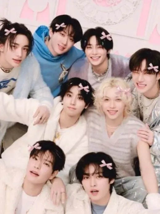 DecentStale5184의 Stray Kids — Choose Your POV