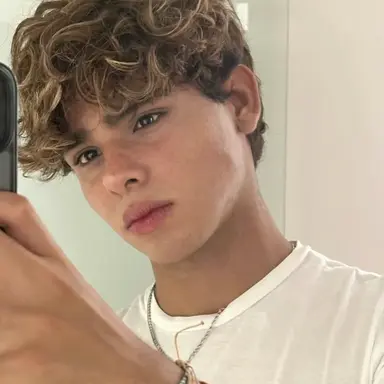 Profile image of Lucas Reed