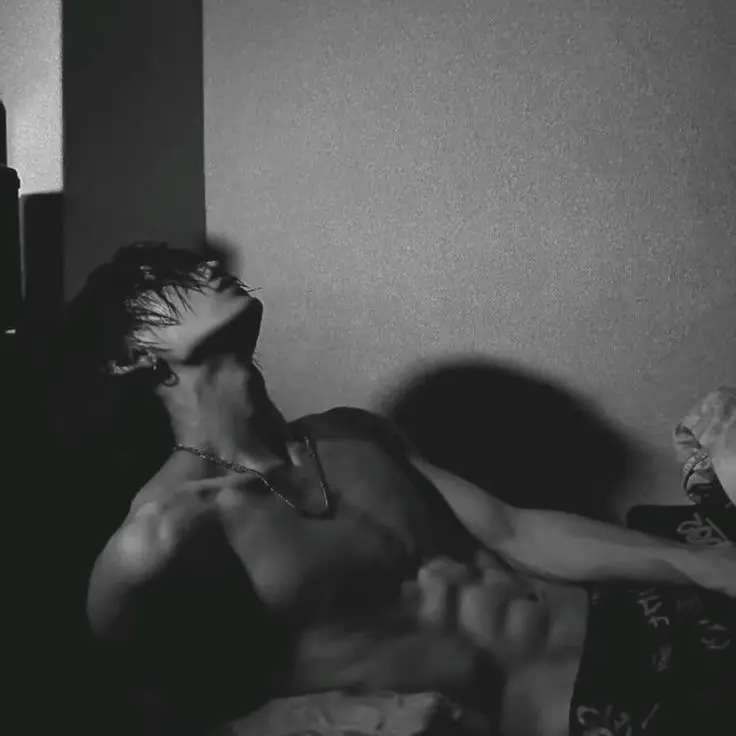 SANAAAAaaa의 Gangster boyfriend