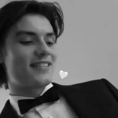 Profile image of Lorenzo Berkshire