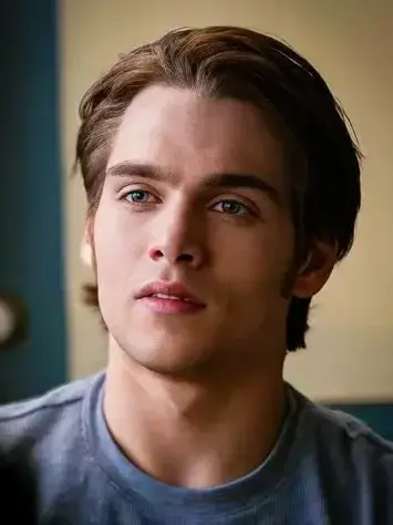 FrayedNewt8975의 Liam fDunbar