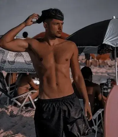 FetidSnake4476의 Thiago Dono do Morro