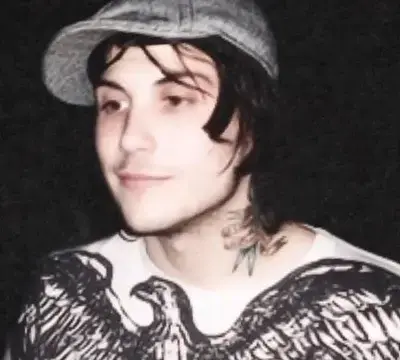 StickyTotem3038의 Frank Iero