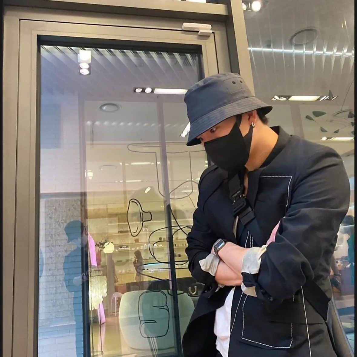 QuietPants2289의 이주헌