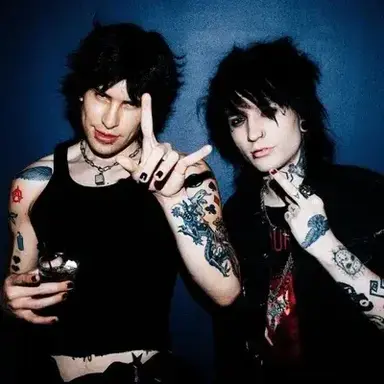 Profile image of Jake and Johnnie