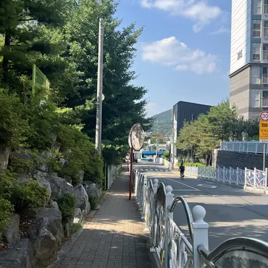 Profile image of 유저님