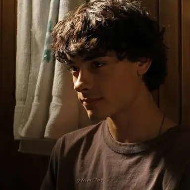 Profile image of ellis Anderson.