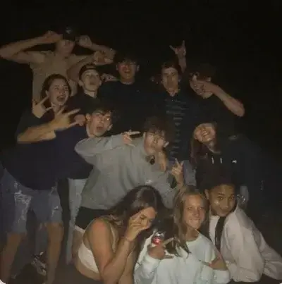 MildTower7245의 The big friend group