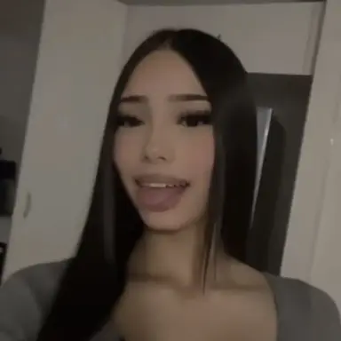 Profile image of Mia
