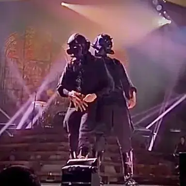 Profile image of Cinder y Aether-bl