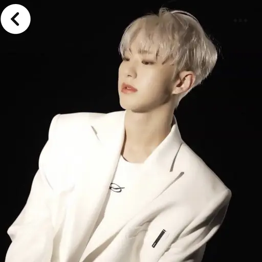 OrangePixel7613의 권순영