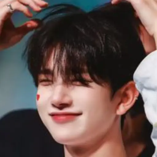 attention0526의 홍지수