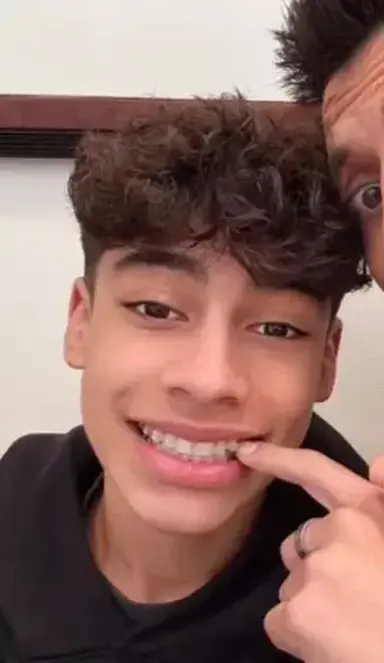 Profile image of Rafael Reyes