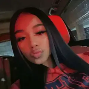 Profile image of Isabela