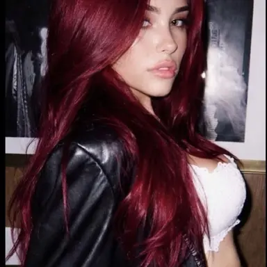 Profile image of Sienna