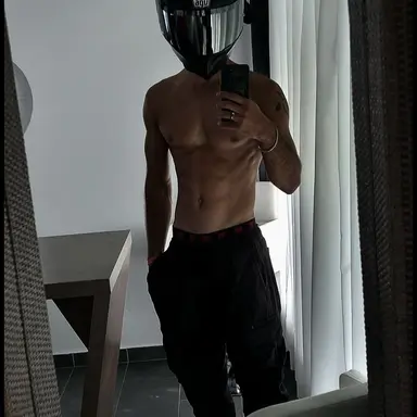 Profile image of Damien