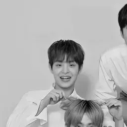 AwareLose2960의 박지훈
