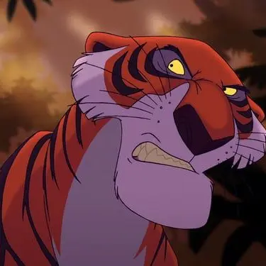 MoonieMitchell의 Shere khan watches you inflate